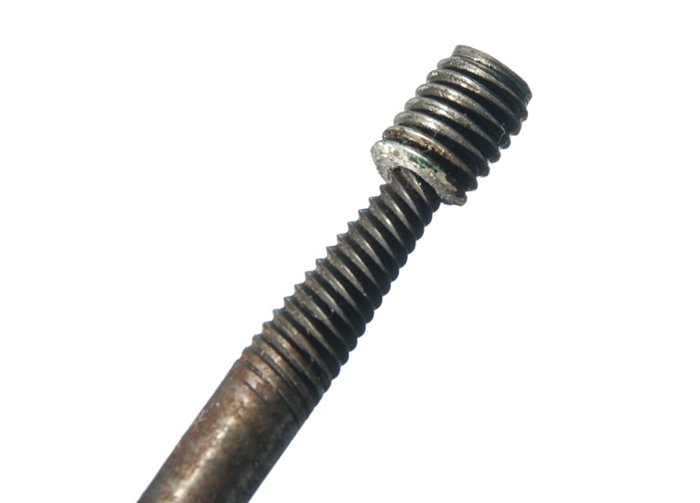 bolt extractor with bolt